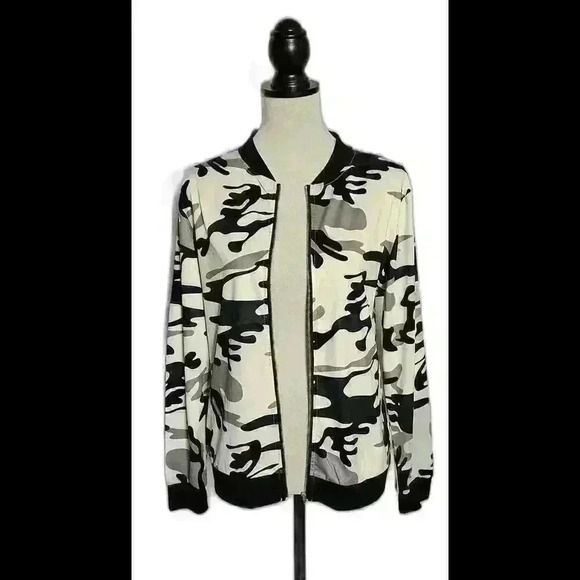 Stylish Women's Camo Print Long Sleeve Jacket - Picture 2 of 2